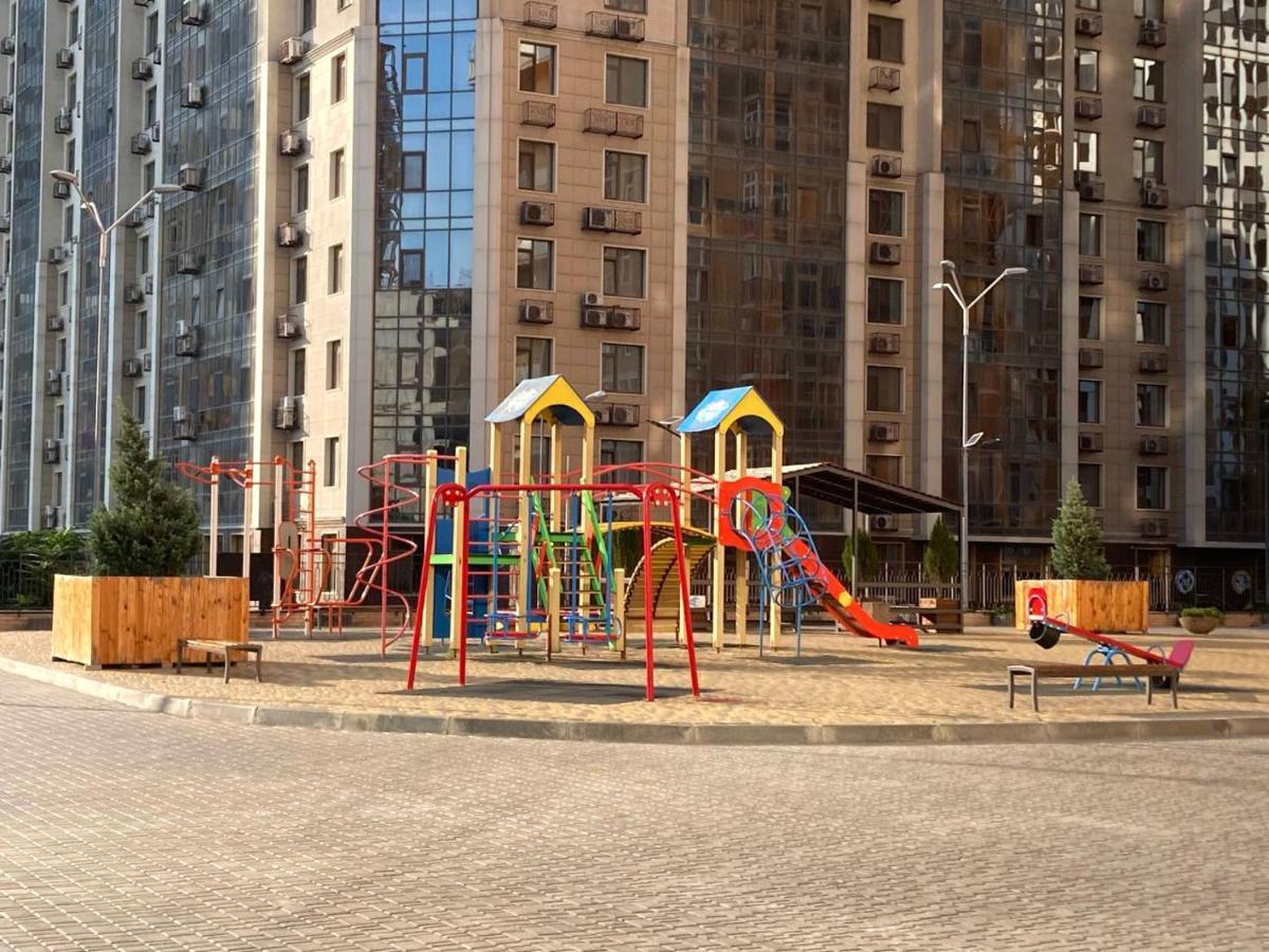 Arcadia Spacious Apartments Odessza Kültér fotó